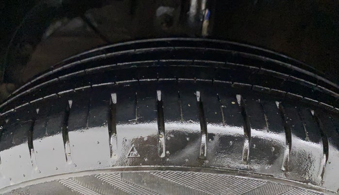 2018 Maruti Baleno ALPHA PETROL 1.2, Petrol, Manual, 32,658 km, Left Front Tyre Tread