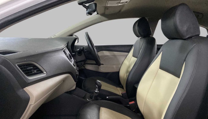 2018 Hyundai Verna 1.6 VTVT SX, Petrol, Manual, 4,922 km, Right Side Front Door Cabin