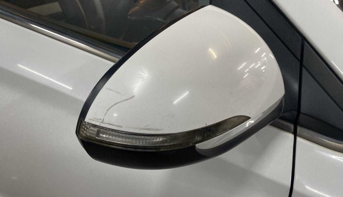 2018 Hyundai Verna 1.6 EX CRDI, Diesel, Manual, 63,537 km, Right rear-view mirror - Minor scratches