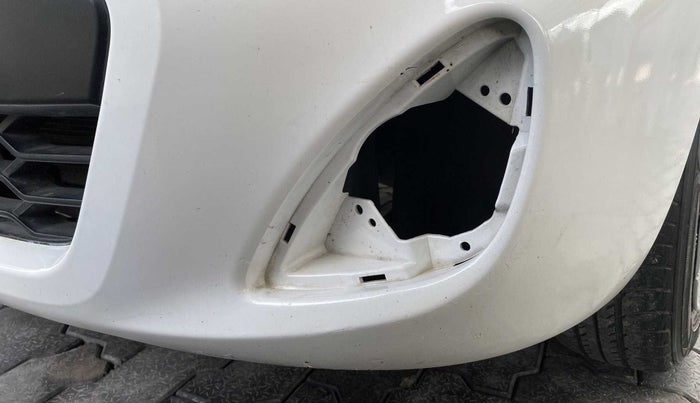 2019 Nissan Micra XL (O) CVT, Petrol, Automatic, 25,343 km, Front bumper - Chrome strip damage