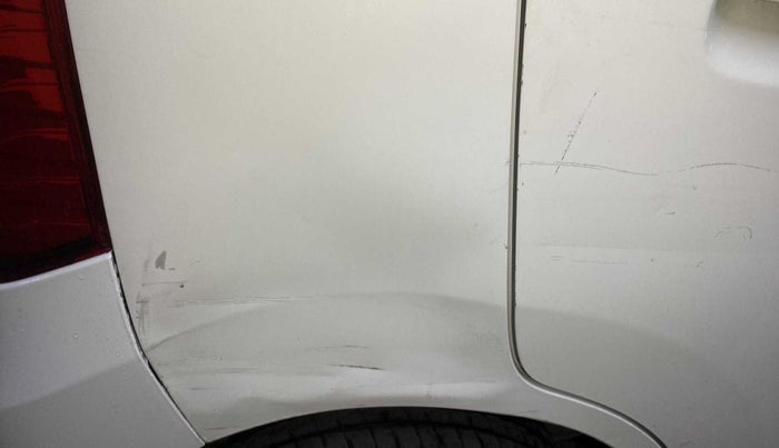 2017 Maruti Wagon R 1.0 VXI, Petrol, Manual, 99,348 km, Right quarter panel - Minor scratches