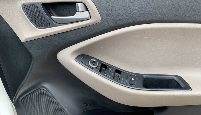 2019 Hyundai Elite i20 MAGNA PLUS 1.4 CRDI, Diesel, Manual, 63,441 km, Driver Side Door Panels Control
