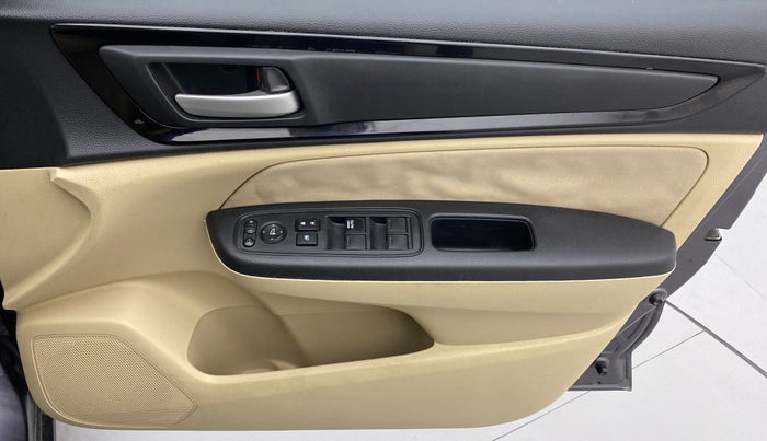 2018 Honda Amaze 1.2L I-VTEC S, Petrol, Manual, 45,410 km, Driver Side Door Panels Control