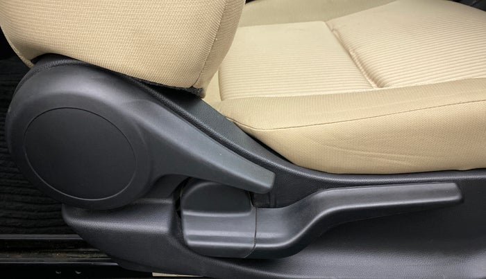 2018 Honda Amaze 1.2L I-VTEC S, Petrol, Manual, 45,410 km, Driver Side Adjustment Panel
