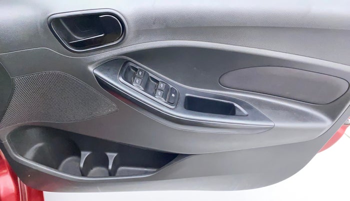 2020 Ford New Figo TITANIUM 1.2 PETROL MT, Petrol, Manual, 21,619 km, Driver Side Door Panels Control
