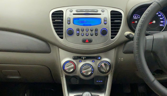 2015 Hyundai i10 SPORTZ 1.1, Petrol, Manual, 45,907 km, Air Conditioner