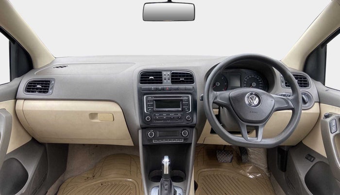 2014 Volkswagen Vento COMFORTLINE 1.5 AT, Diesel, Automatic, 93,400 km, Dashboard