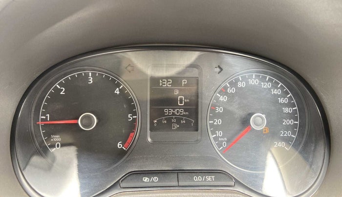 2014 Volkswagen Vento COMFORTLINE 1.5 AT, Diesel, Automatic, 93,400 km, Odometer Image
