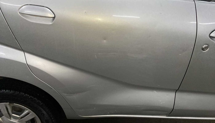 2017 Datsun Redi Go T (O), Petrol, Manual, 29,220 km, Right rear door - Minor scratches