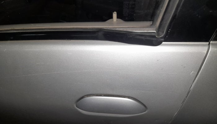2017 Datsun Redi Go T (O), Petrol, Manual, 29,220 km, Front passenger door - Weather strip has minor damage