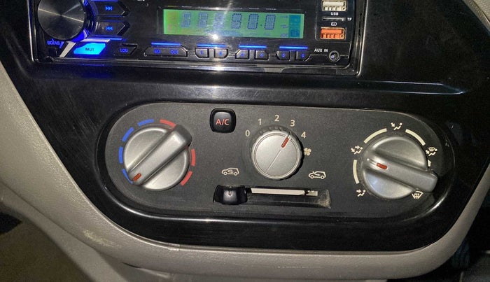 2017 Datsun Redi Go T (O), Petrol, Manual, 29,220 km, AC Unit - Directional switch has minor damage