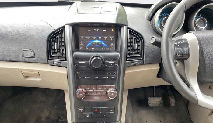 2016 Mahindra XUV500 W6 AT 1.99, Diesel, Automatic, 1,86,022 km, Air Conditioner