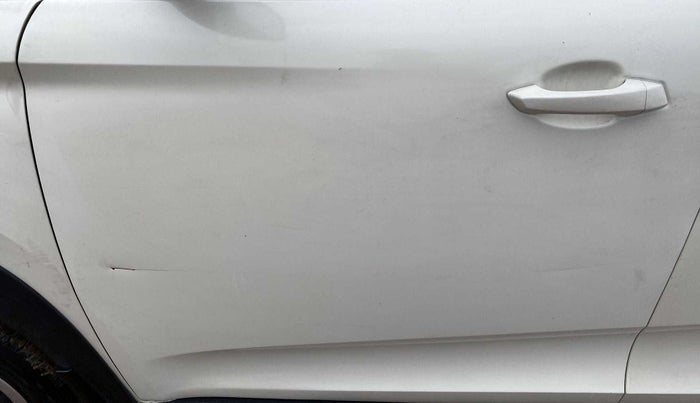 2017 Mahindra KUV 100 NXT K4+ P 6 STR, Petrol, Manual, 28,059 km, Front passenger door - Minor scratches