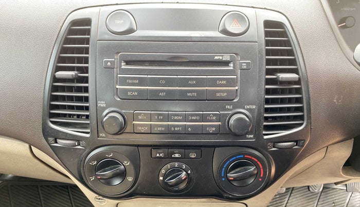 2010 Hyundai i20 MAGNA 1.2, Petrol, Manual, 87,963 km, Infotainment system - AM/FM Radio - Not Working