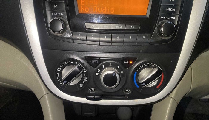 2016 Maruti Celerio ZXI AMT (O), Petrol, Automatic, 43,291 km, AC Unit - Directional switch has minor damage