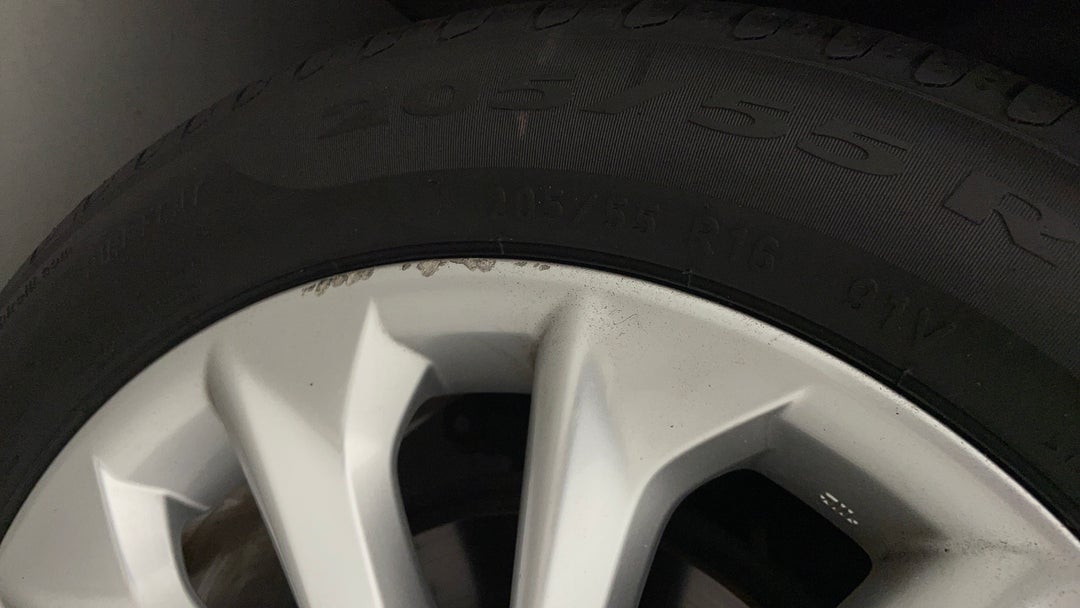 Wheels Rim Rear LHS Scuff