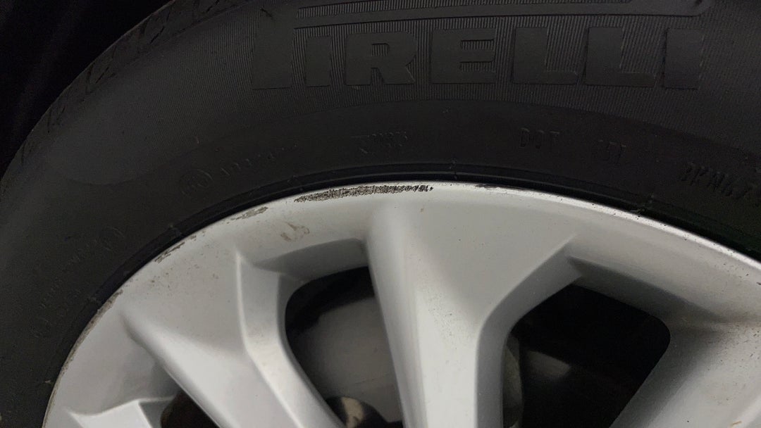 Wheels Rim Front LHS Scuff