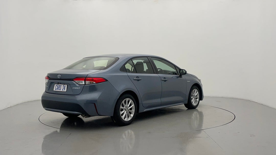 Right Back Diagonal (45- Degree) View