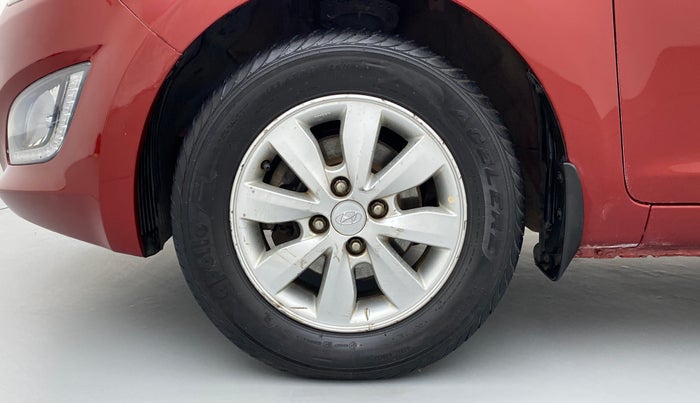 2013 Hyundai i20 SPORTZ 1.2 VTVT, Petrol, Manual, 25,790 km, Left Front Wheel