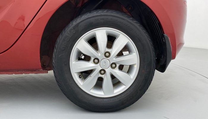 2013 Hyundai i20 SPORTZ 1.2 VTVT, Petrol, Manual, 25,790 km, Left Rear Wheel