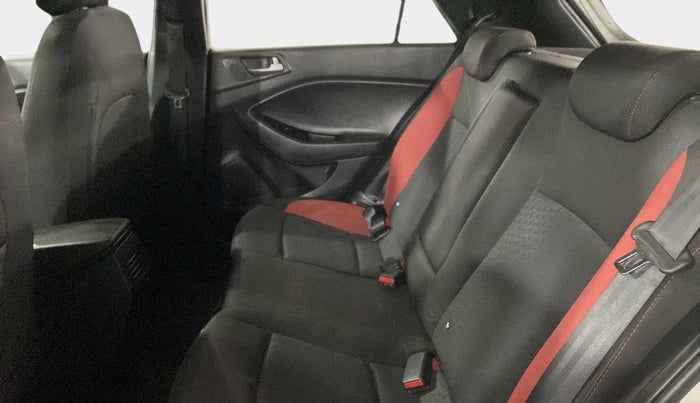 2018 Hyundai i20 Active 1.4 SX, Diesel, Manual, 44,266 km, Right Side Rear Door Cabin