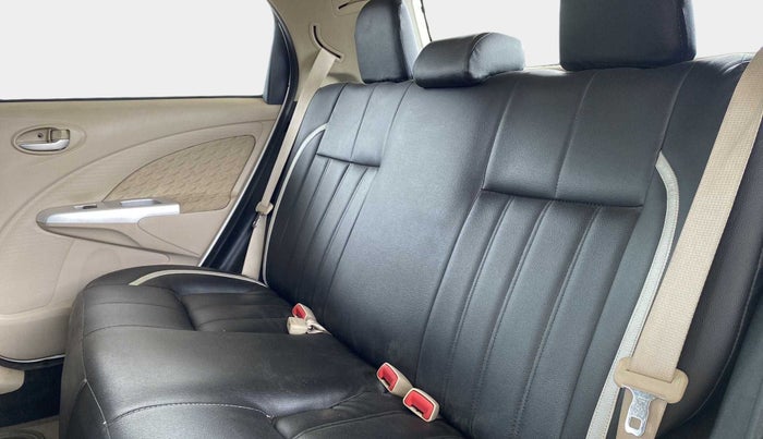 2018 Toyota Etios Liva VD, Diesel, Manual, 26,712 km, Right Side Rear Door Cabin