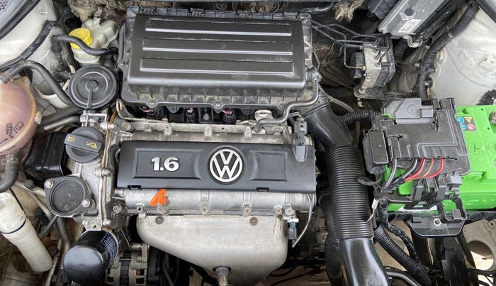 2012 Volkswagen Vento HIGHLINE 1.6 MPI, Petrol, Manual, 70,099 km, Open Bonet