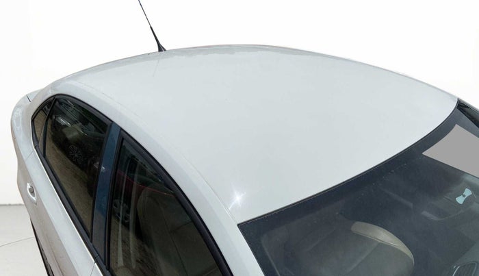 2012 Volkswagen Vento HIGHLINE 1.6 MPI, Petrol, Manual, 70,099 km, Roof
