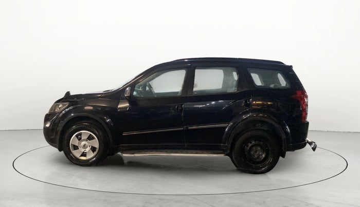 2016 Mahindra XUV500 W6, Diesel, Manual, 91,242 km, Left Side
