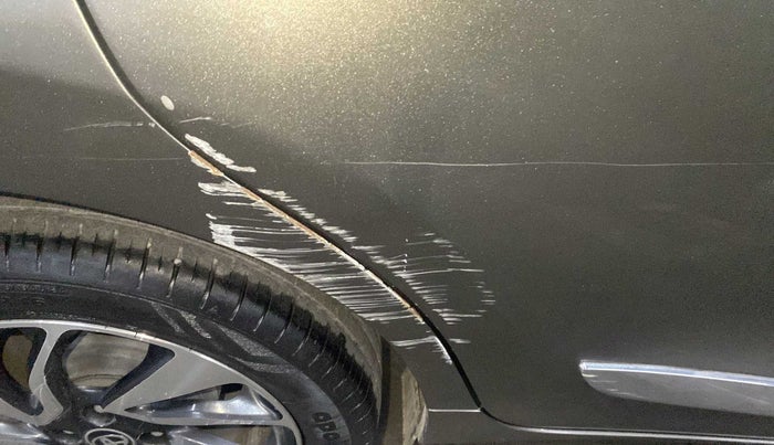 2019 Toyota Glanza V CVT, Petrol, Automatic, 63,600 km, Right rear door - Paint has faded