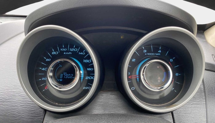 2015 Mahindra XUV500 W10, Diesel, Manual, 87,902 km, Odometer Image