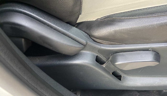 2020 Ford Ecosport TITANIUM + 1.5L PETROL, Petrol, Manual, 14,618 km, Driver Side Adjustment Panel