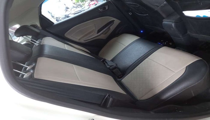 2020 Ford Ecosport TITANIUM + 1.5L PETROL, Petrol, Manual, 14,618 km, Second-row right seat - Cover slightly stained