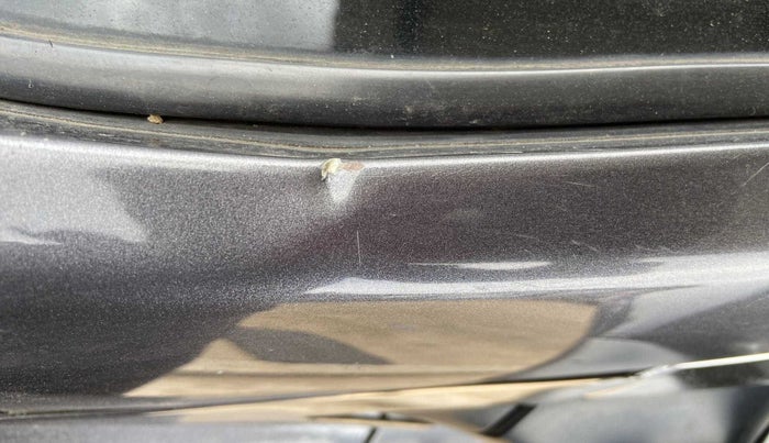 2013 Hyundai Verna FLUIDIC 1.6 CRDI SX, Diesel, Manual, 1,23,968 km, Left A pillar - Slightly dented