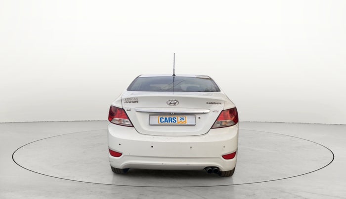 2013 Hyundai Verna FLUIDIC 1.6 CRDI SX, Diesel, Manual, 1,22,604 km, Back/Rear