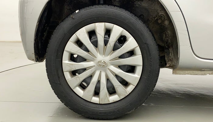 2011 Toyota Etios G, Petrol, Manual, 73,333 km, Right Rear Wheel