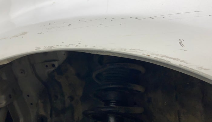 2011 Toyota Etios G, Petrol, Manual, 73,333 km, Left fender - Lining missing