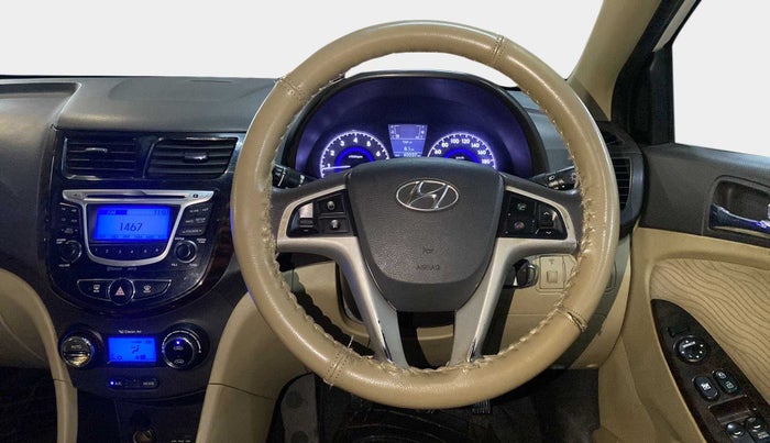 2013 Hyundai Verna FLUIDIC 1.6 VTVT SX, Petrol, Manual, 40,249 km, Steering Wheel Close Up