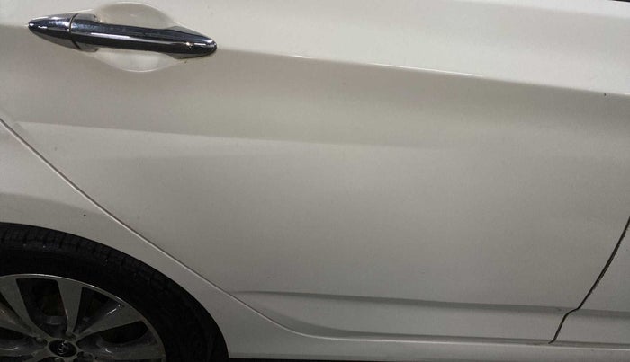 2013 Hyundai Verna FLUIDIC 1.6 VTVT SX, Petrol, Manual, 40,249 km, Right rear door - Slightly dented