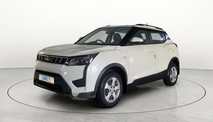 2019 Mahindra XUV300 W6 1.5 DIESEL, Diesel, Manual, 38,035 km, Left Front Diagonal