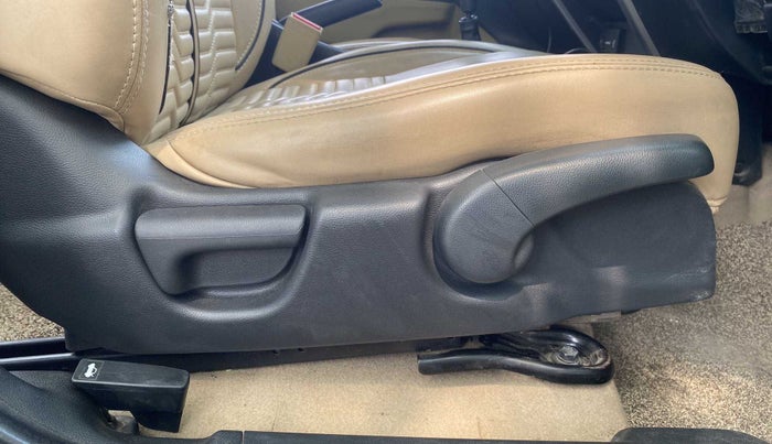 2018 Honda City 1.5L I-VTEC V MT, Petrol, Manual, 49,115 km, Driver Side Adjustment Panel