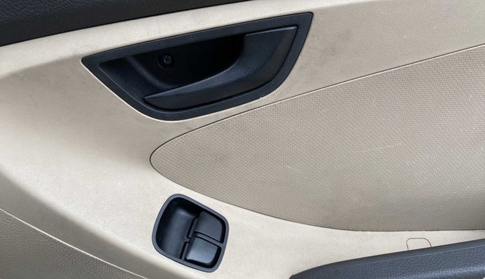 2018 Hyundai Eon ERA +, Petrol, Manual, 27,243 km, Driver Side Door Panels Control