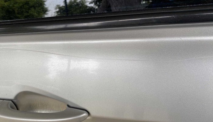 2018 Tata Tiago XT PETROL, Petrol, Manual, 38,108 km, Driver-side door - Minor scratches