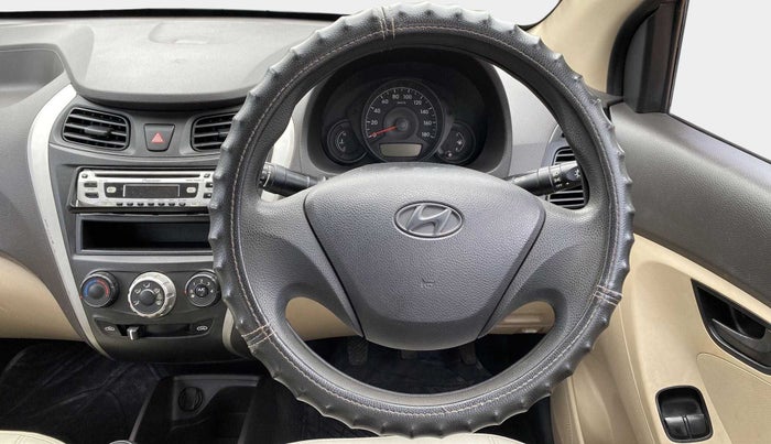 2013 Hyundai Eon ERA +, Petrol, Manual, 22,556 km, Steering Wheel Close Up