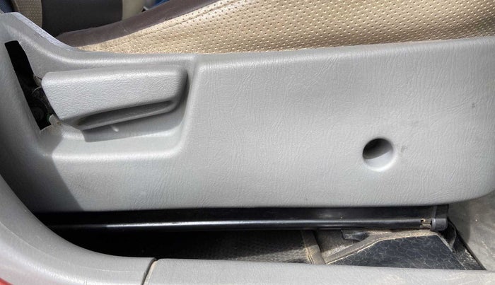 2011 Maruti Alto K10 LXI, Petrol, Manual, 36,131 km, Driver Side Adjustment Panel