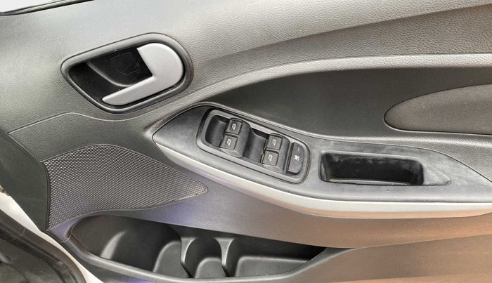 2018 Ford FREESTYLE TREND 1.5 DIESEL, Diesel, Manual, 36,970 km, Driver Side Door Panels Control
