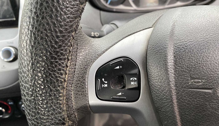 2018 Ford FREESTYLE TREND 1.5 DIESEL, Diesel, Manual, 36,970 km, Steering wheel - Sound system control has minor damage