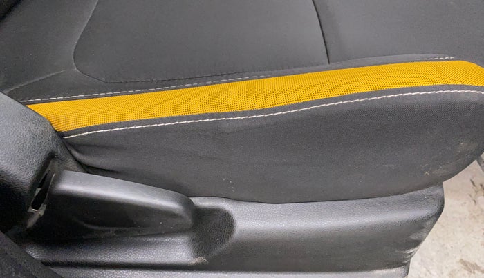 2022 Renault Kwid CLIMBER 1.0 AT, Petrol, Automatic, 9,828 km, Driver Side Adjustment Panel