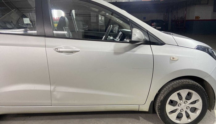 2018 Hyundai Xcent S (O) 1.2, Petrol, Manual, 4,032 km, Driver-side door - Slightly dented