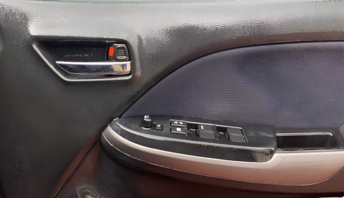 2019 Toyota Glanza V, Petrol, Manual, 59,272 km, Driver Side Door Panels Control